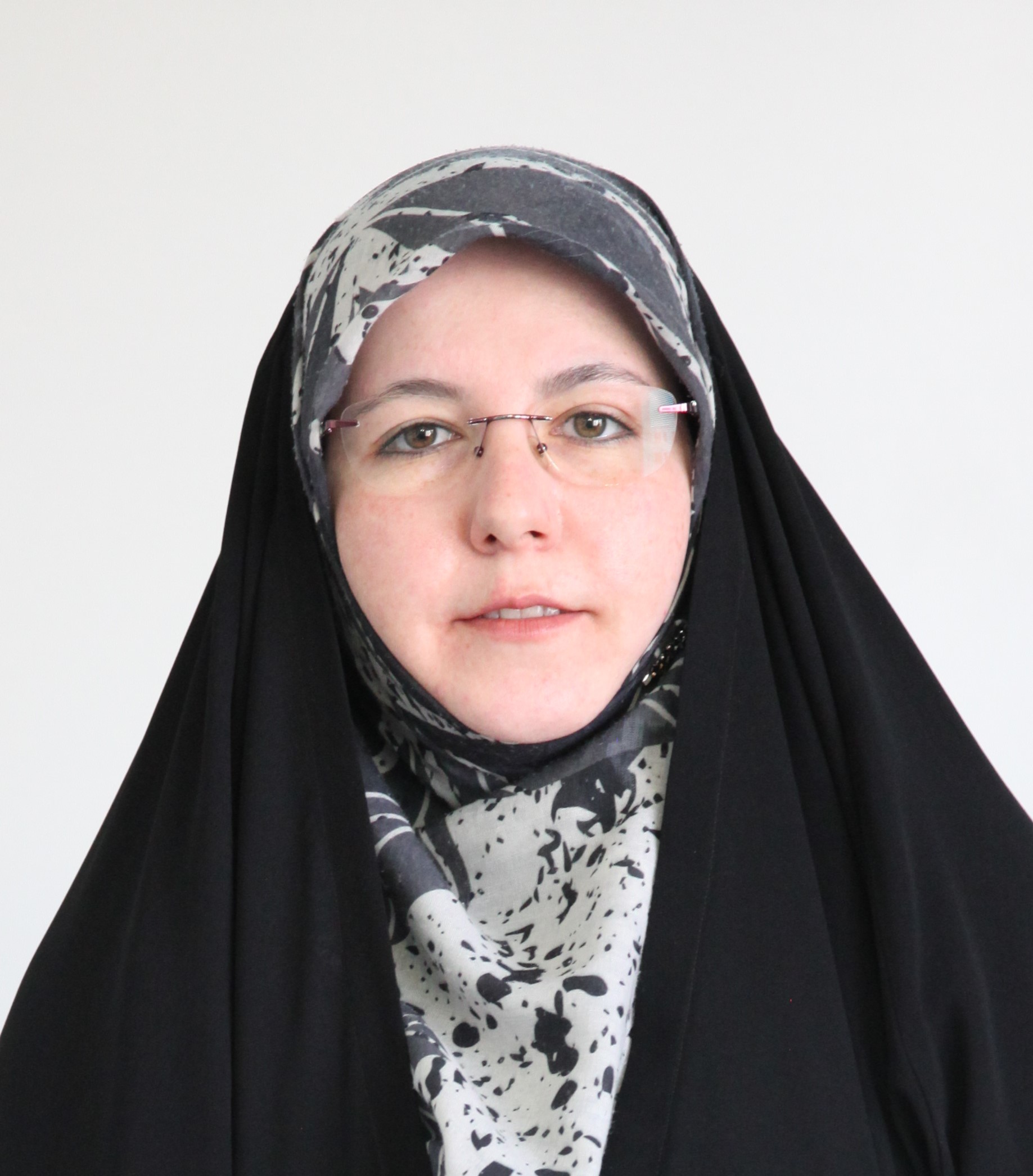 فاطمه تلاتری
